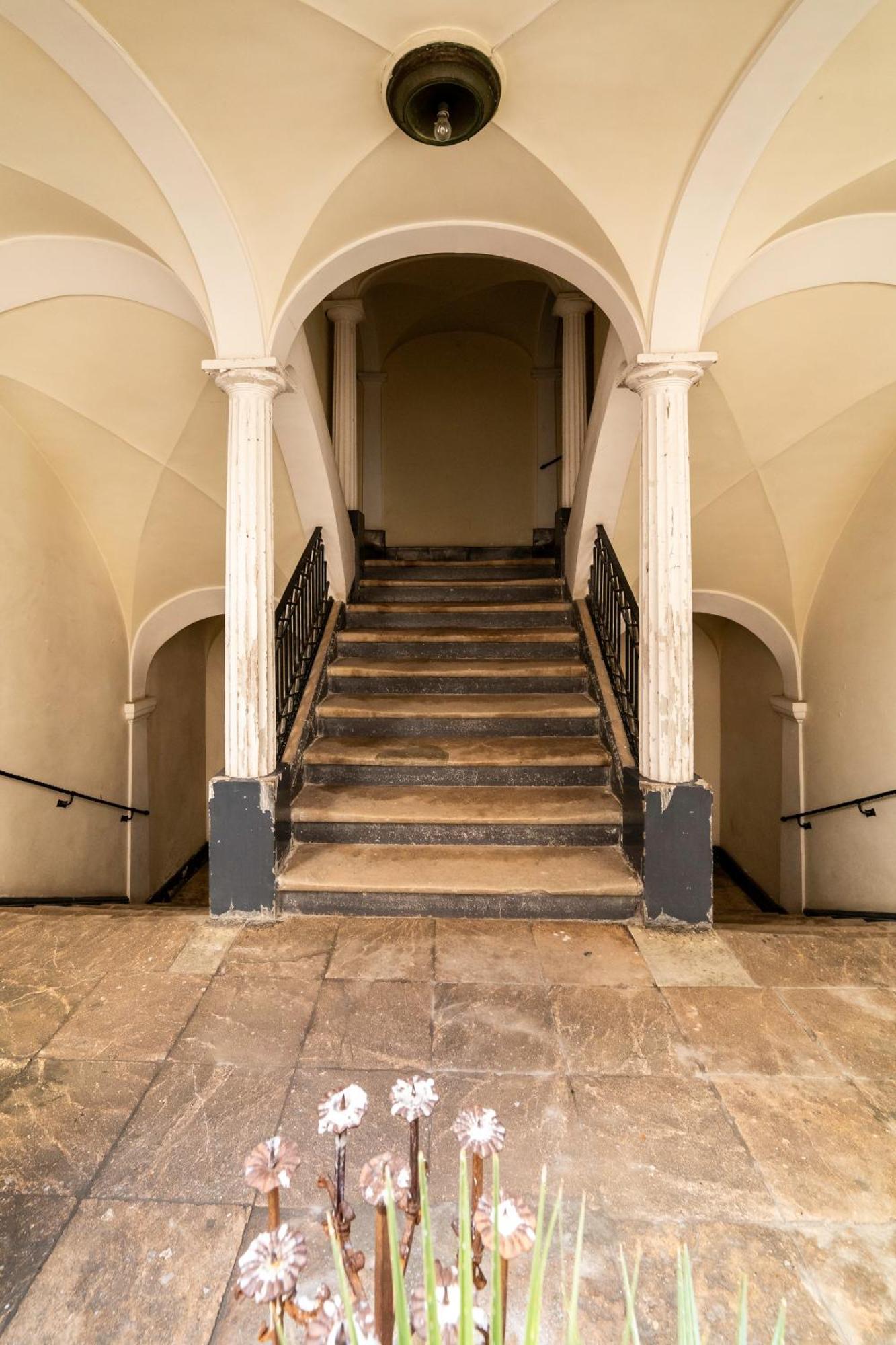 Dimora Storica Giostra Vecchia - Palazzo Grisolia 1809 Cosenza Luaran gambar
