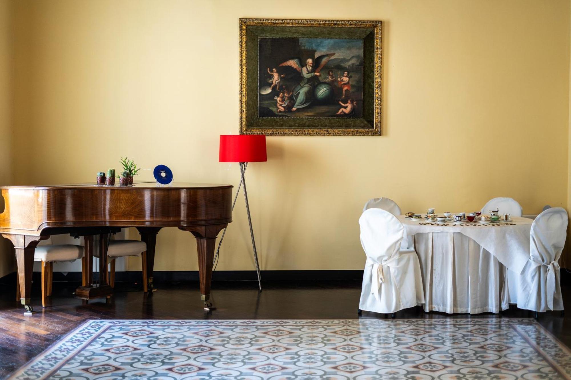 Dimora Storica Giostra Vecchia - Palazzo Grisolia 1809 Cosenza Luaran gambar