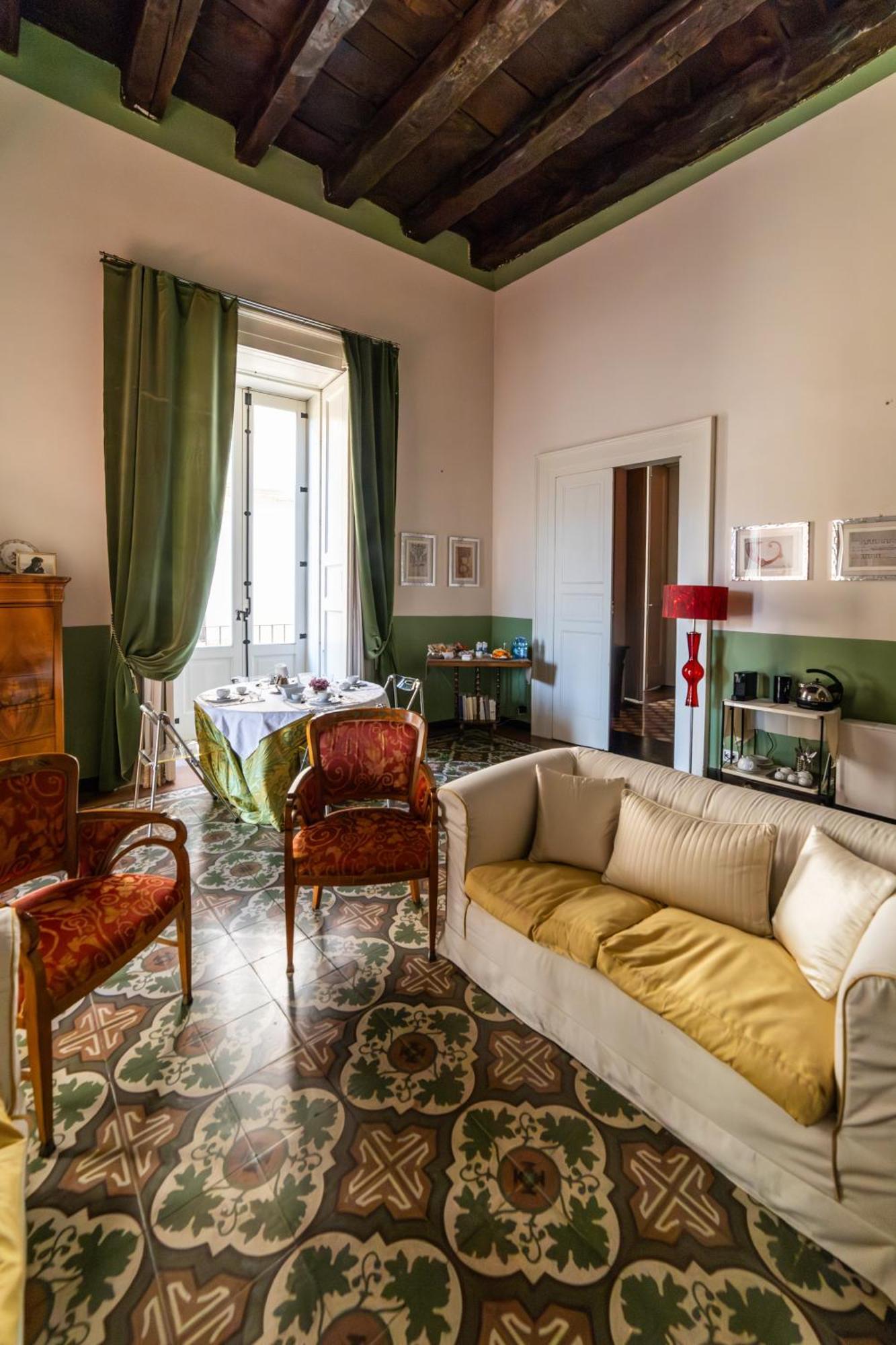 Dimora Storica Giostra Vecchia - Palazzo Grisolia 1809 Cosenza Luaran gambar
